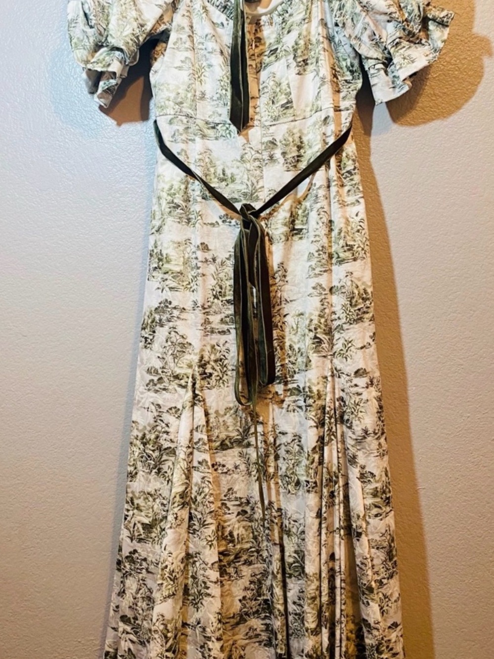 ANTONIO MELANI Sage Floral Puff-Sleeve Maxi Dress with Olive Tie - Picture 6 of 10